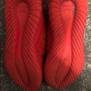 Adidas Tubular Size 11 Red